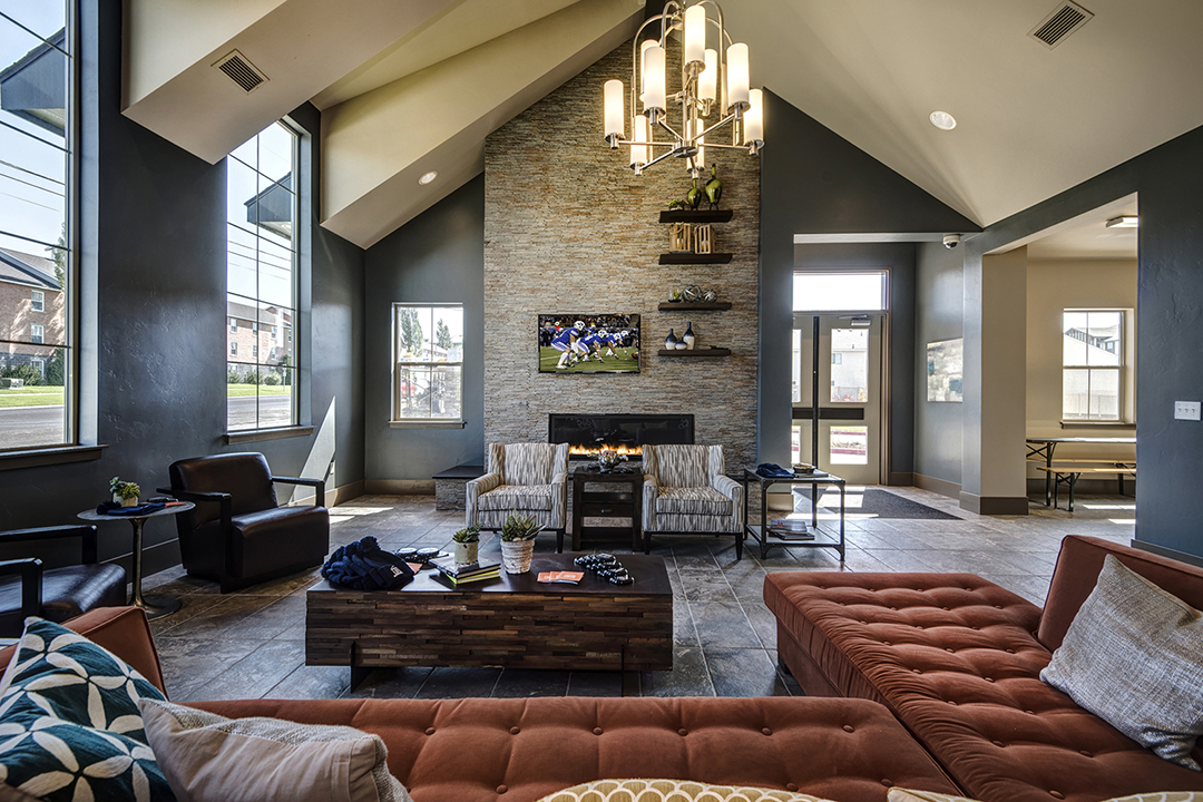 mid-year-webinar-2017-hpa-multifamily-interior-trends-student-housing