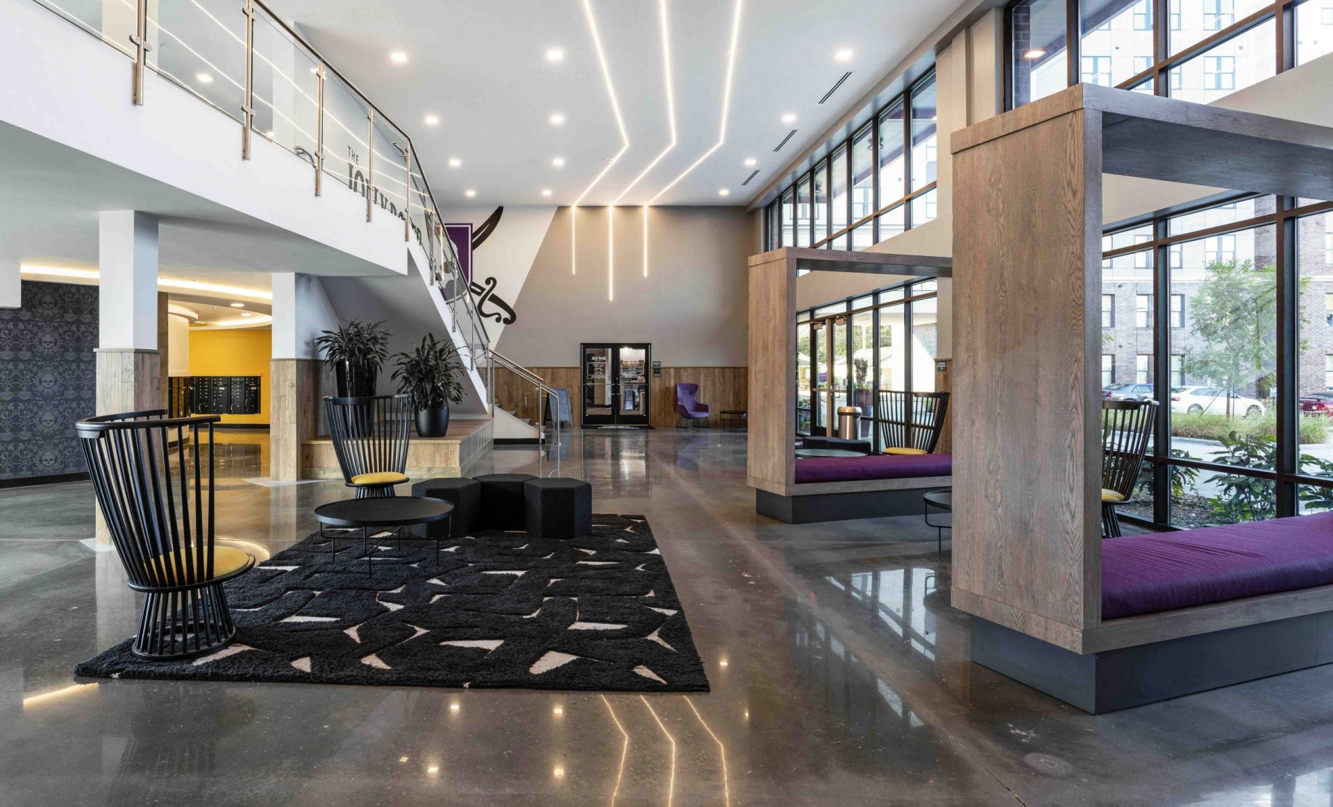 00 The Jolly Roger   Leasing Lobby 4