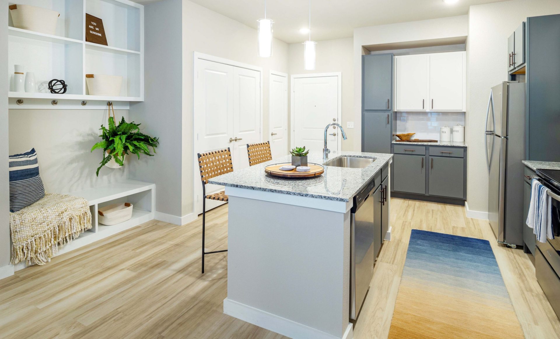 10   AscendLakeview0072