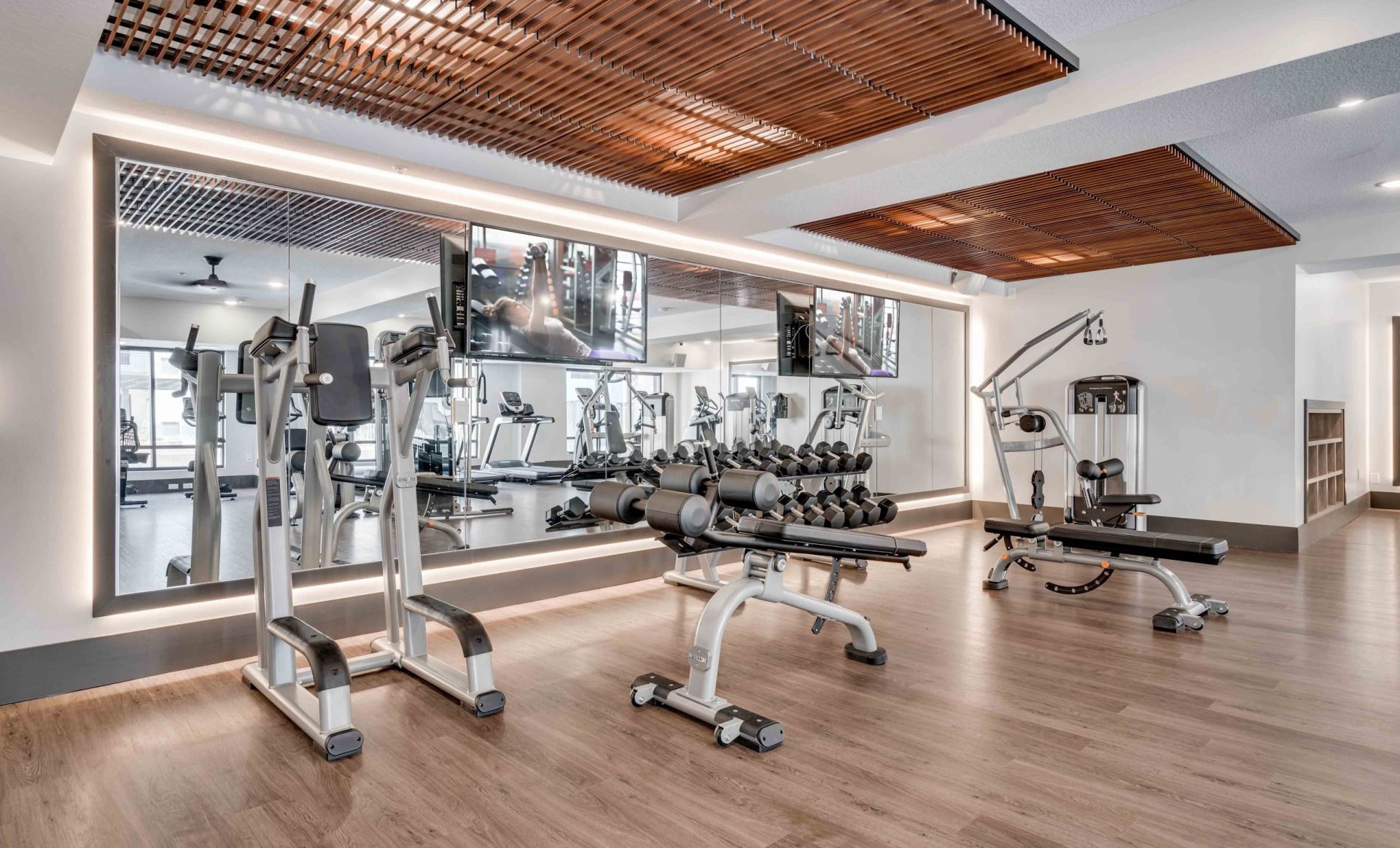 10   Rize on Grand Property Wide Print 25