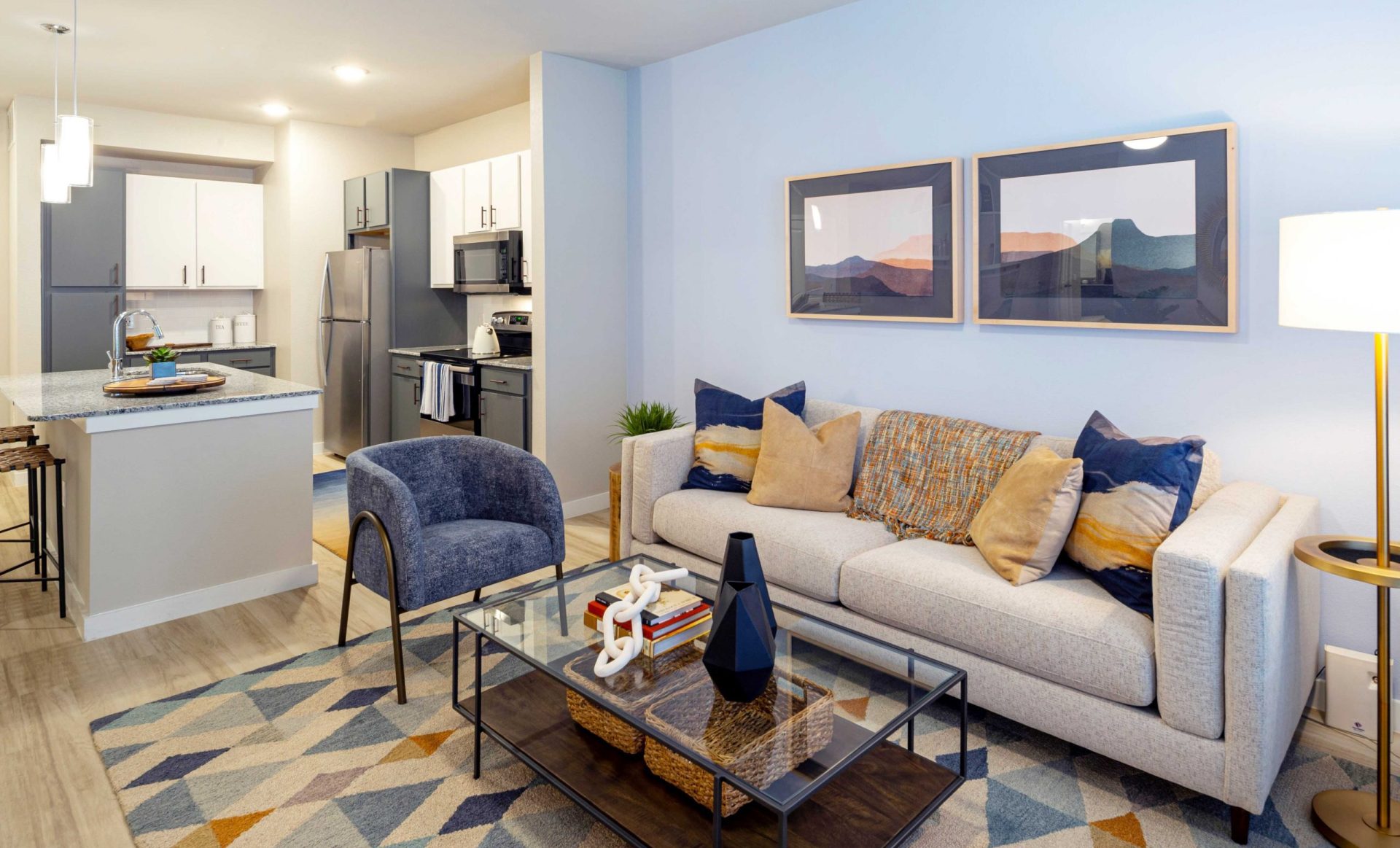 11   AscendLakeview0069_small