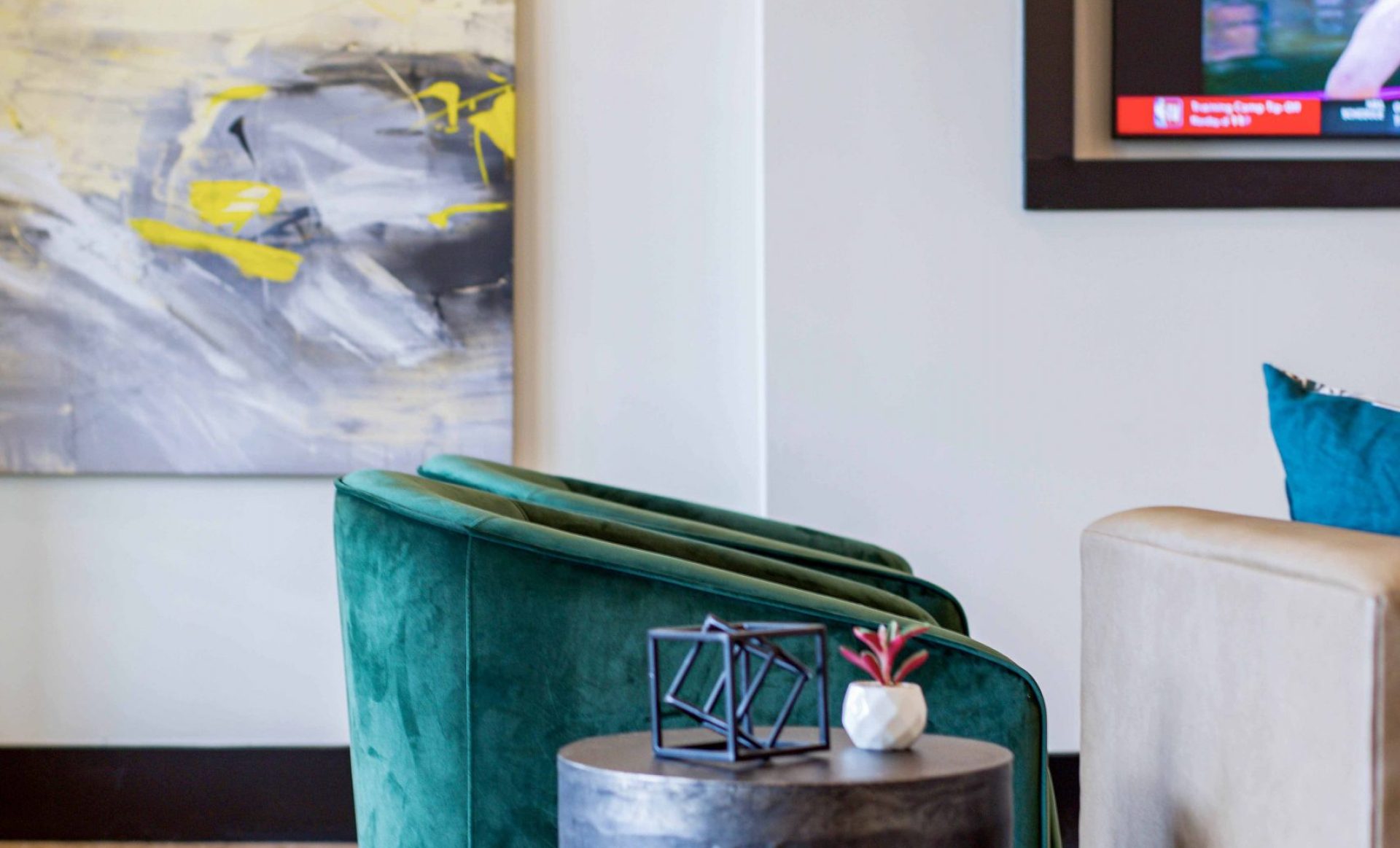 11   Retreat at East   Vignette Close Up 1