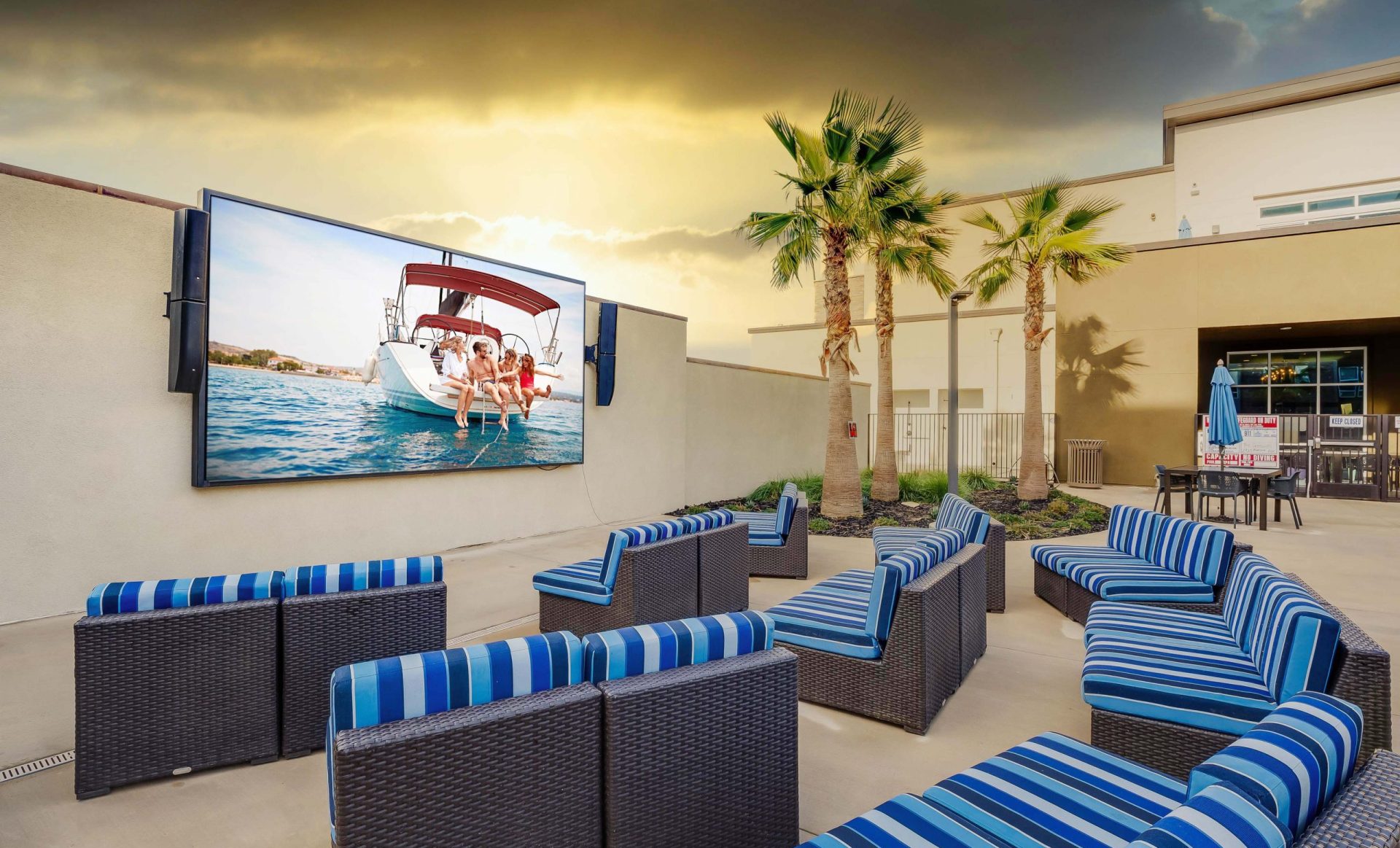 17 Outdoor JumboTron