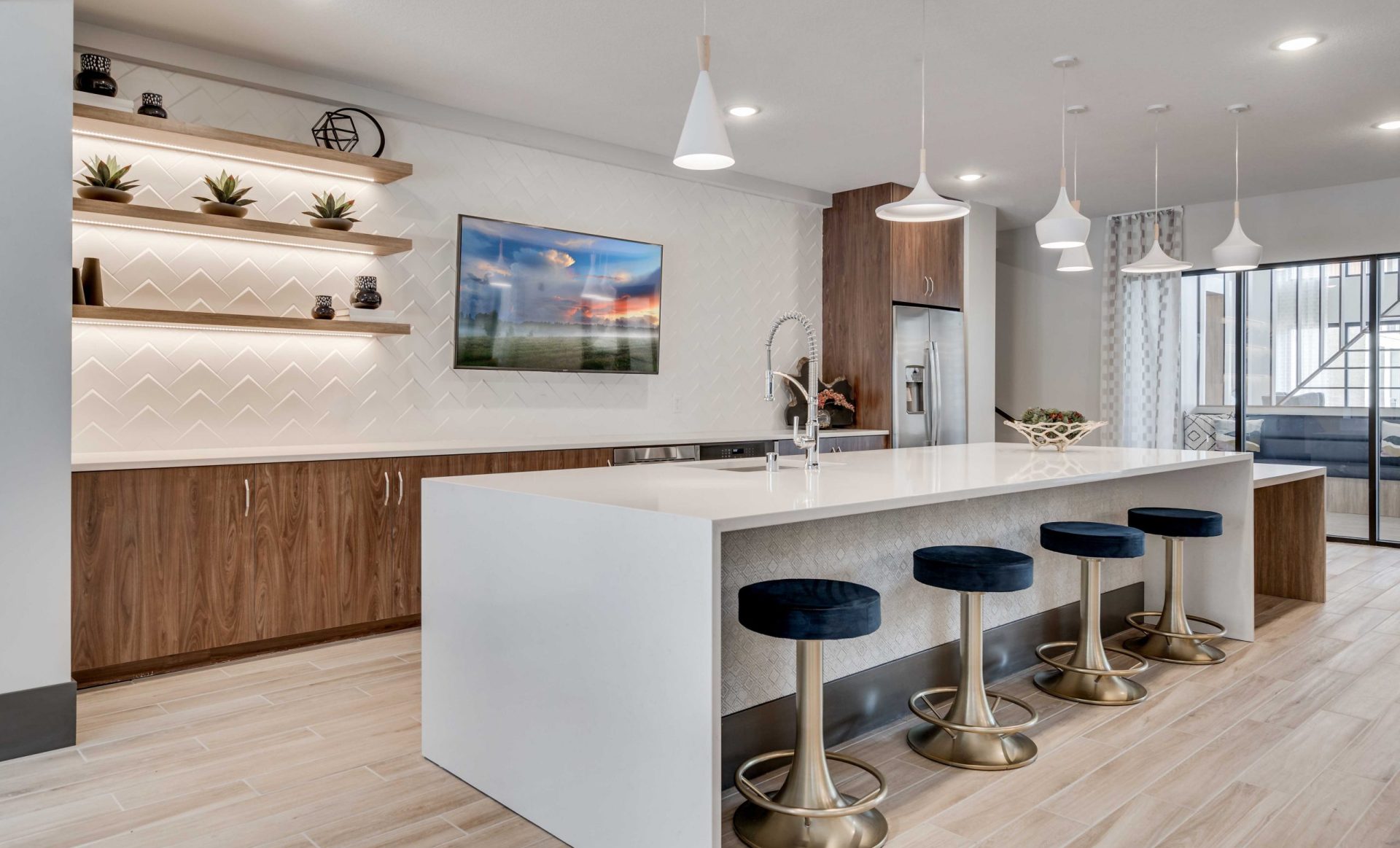 3   Rize on Grand Property Wide Print 10