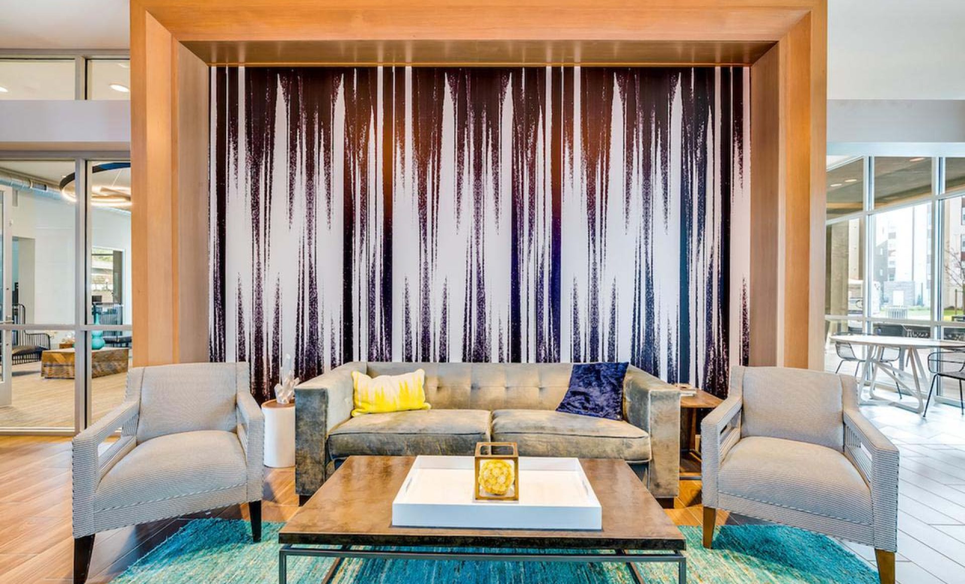 5 Club and Study Room