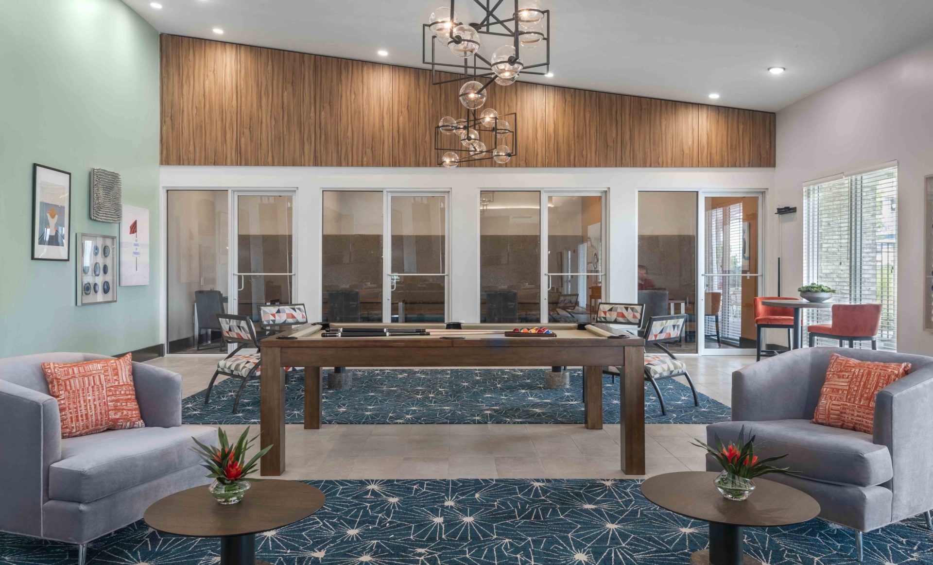 6   West Vue Club Room 2