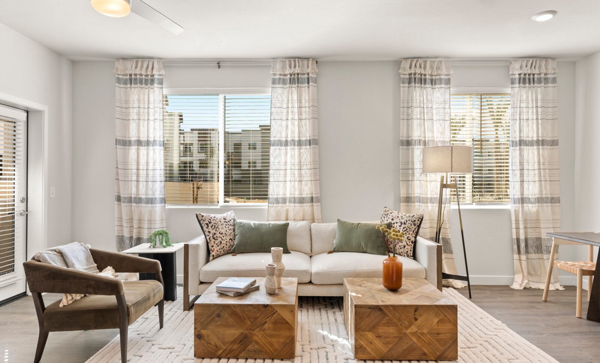 Ascend at Mountain Vista   Model Unit LR 1