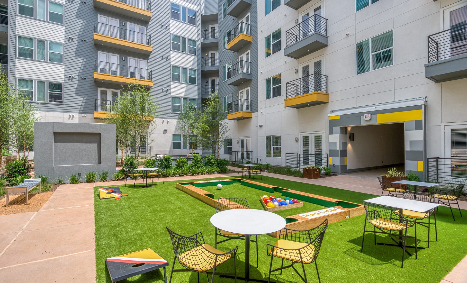 HPA Design Group Mag and May Courtyard 2