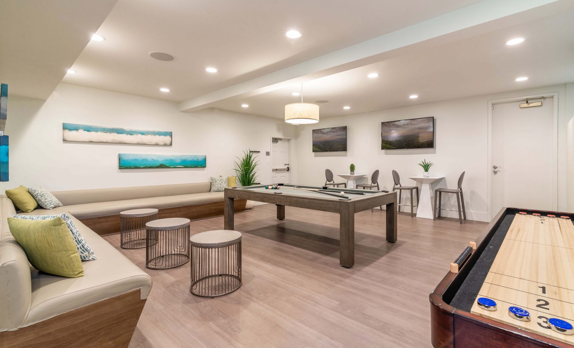 HPAD Towne at Glendale Game Room