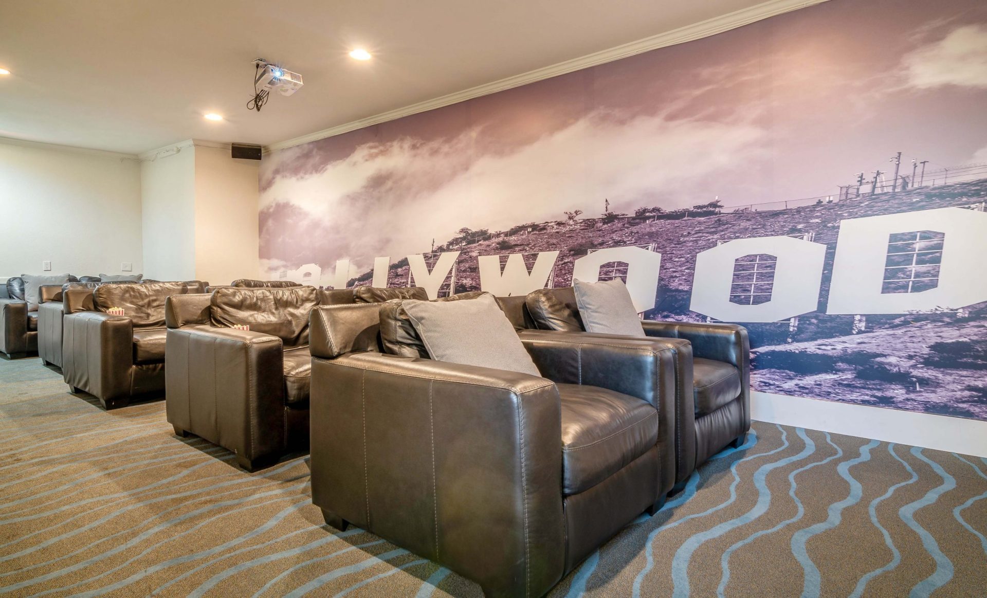 HPAD Towne at Glendale Media